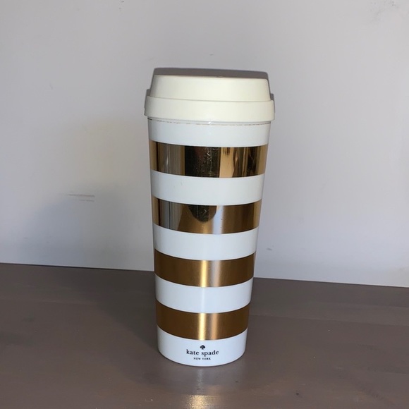 Kate Spade Cream and Gold Striped Plastic To-Go Cup - Picture 2 of 9